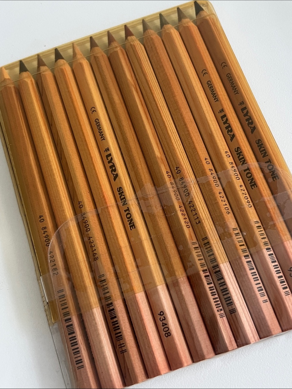 Lot of Professional/Intermediate Level Colored Pencils [New!] - Picture 4 of 9